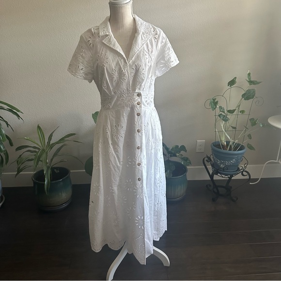 Maeve by Anthropologie || eyelet midi white shirt dress - Picture 3 of 9